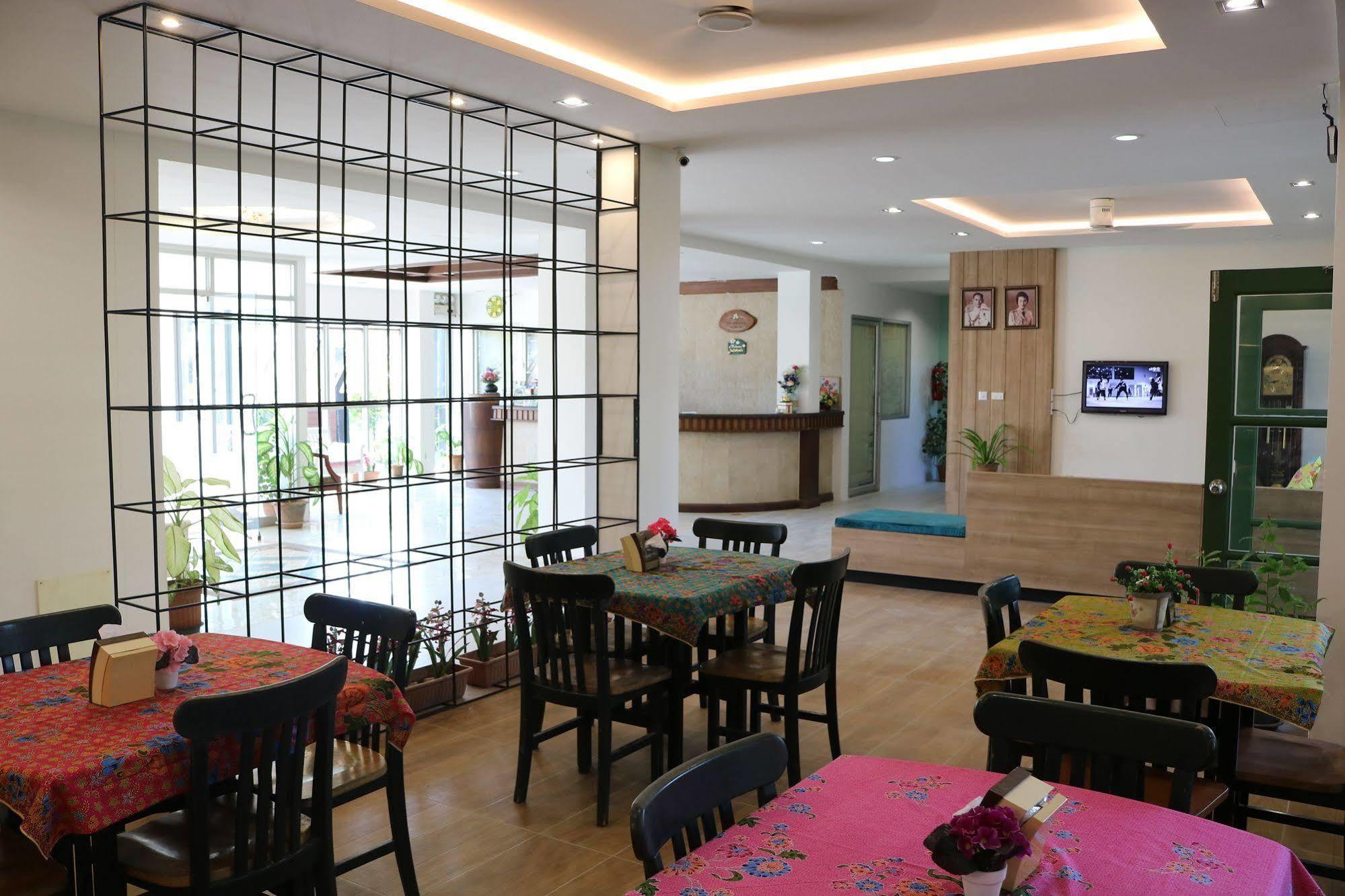 فندق ذا جرينري Krabi town المظهر الخارجي الصورة